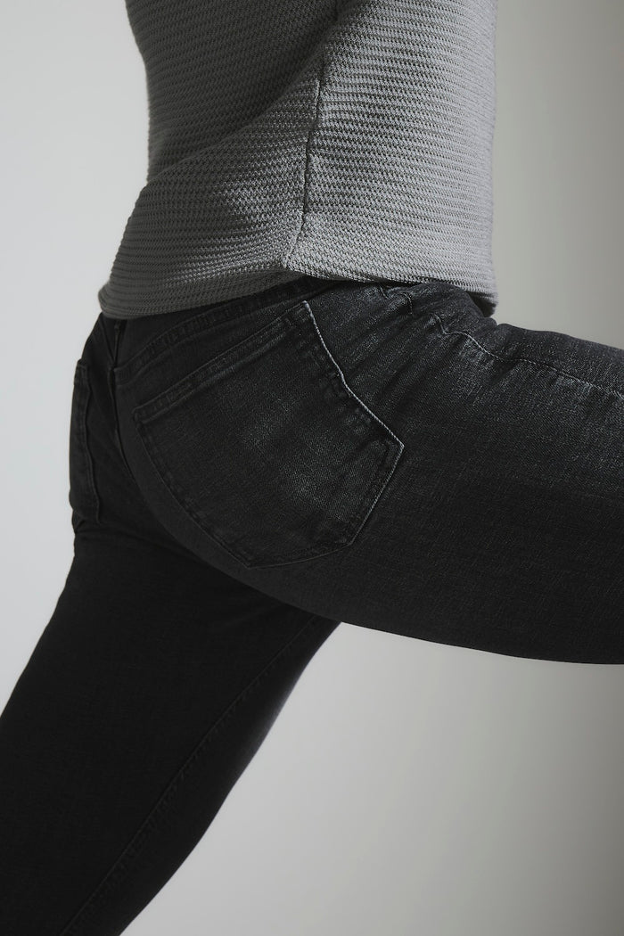 Athletic Fit Stretch Jeans in Grey