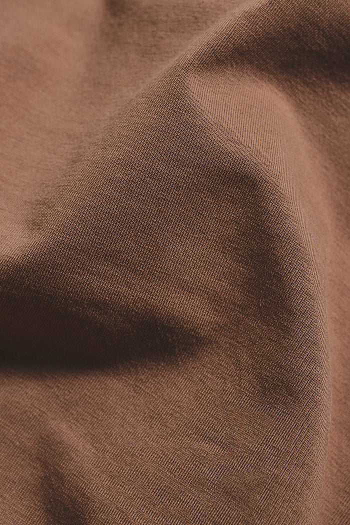 Athletic Fit V-Neck in Soft Walnut - TAILORED ATHLETE - USA